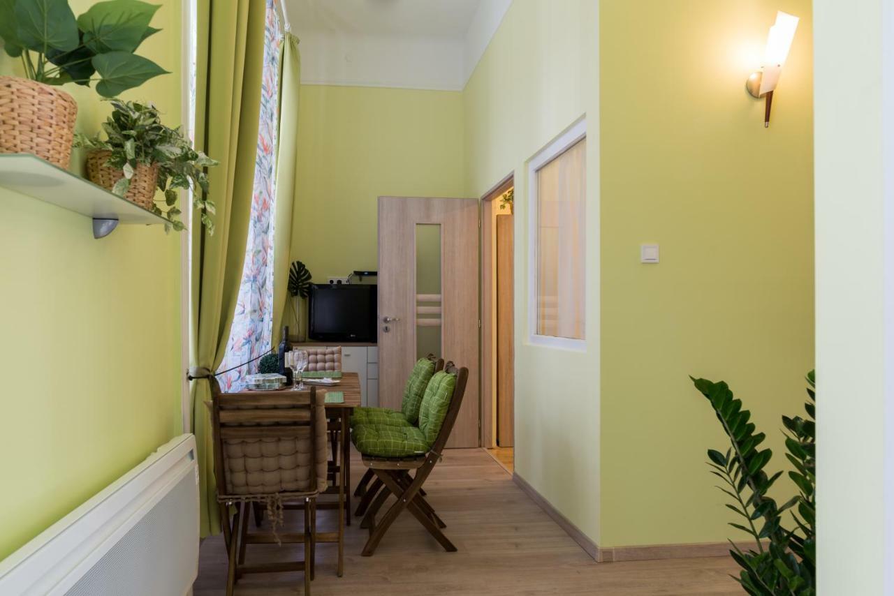 Jungle Design Apartment Budapest Exterior photo